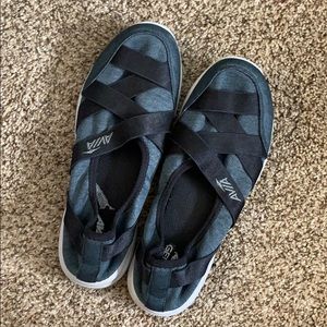 Avia Gelfoam Slip Ons